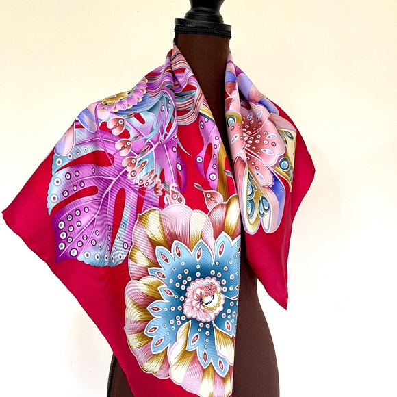 Salvatore Ferragamo Silk Scarf - Picture 4 of 14